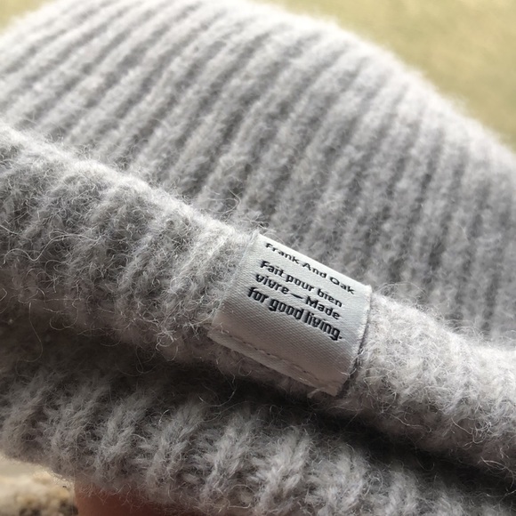 FREE Frank & Oak hat with purchase - Picture 2 of 4